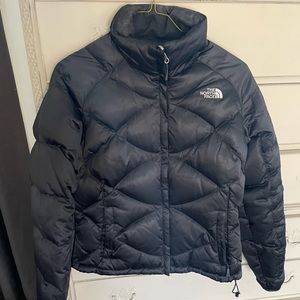 Awesome Warm womens size small North Face 550 black jacket. Great condition.